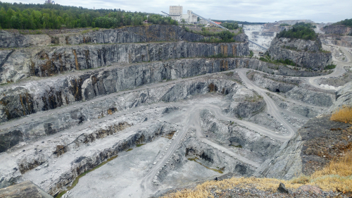 Kalkkikivilouhos Paraisilla, kuva Johanna Tikkanen